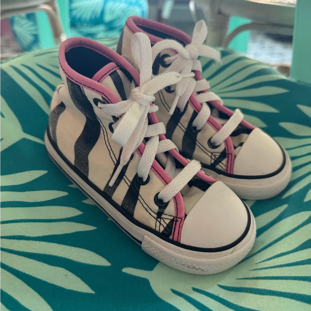 Zebra Print Converse Chuck Taylor All Star By You
8C (Infant & Toddler)